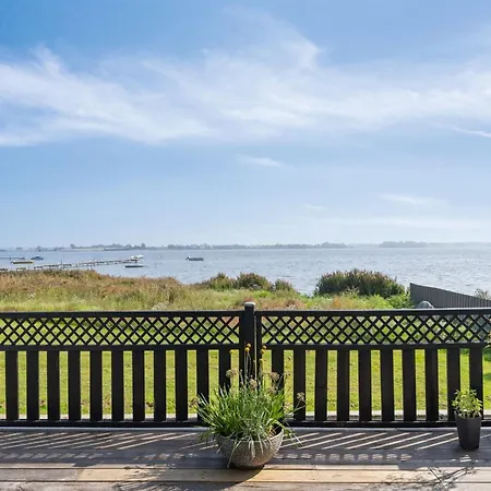 Gyrth - 20m To The Fjord By Interhome Ferienhaus