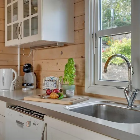 Gyrth - 20m To The Fjord By Interhome