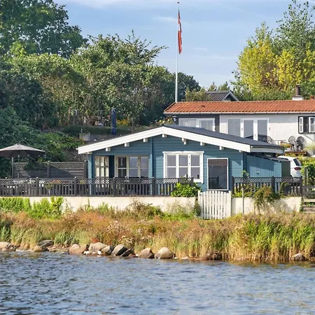 Gyrth - 20m To The Fjord By Interhome *