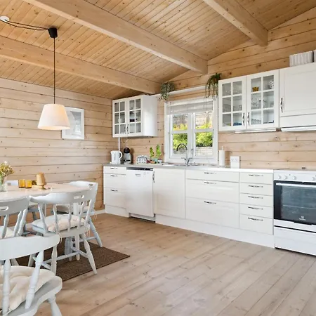 Gyrth - 20m To The Fjord By Interhome Ferienhaus *